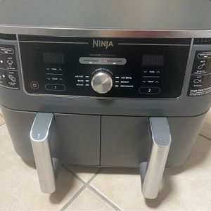 Ninja DZ401 Foodi 6-in-1 10 Quart XL 2-Basket Air Fryer with DualZone (No Box)